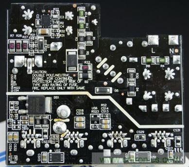 69元小米4口USB充電器詳細(xì)拆解，看完你也能DIY一個(gè)